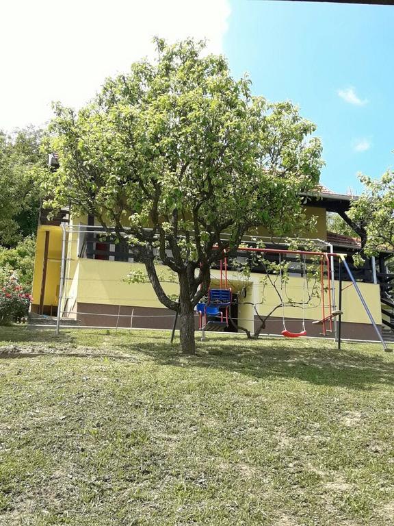 Holiday Home Dora Забок Екстер'єр фото